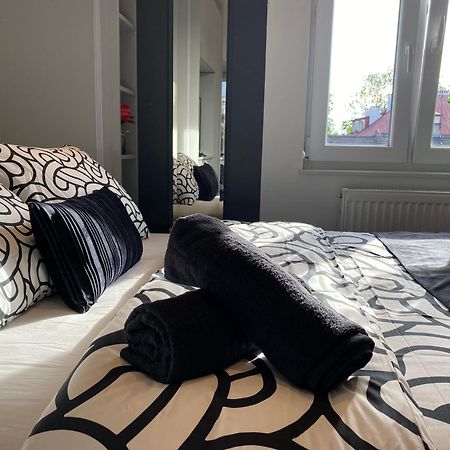 Lovers' Loft Apartment In Krakow - Orawska 7 Екстер'єр фото