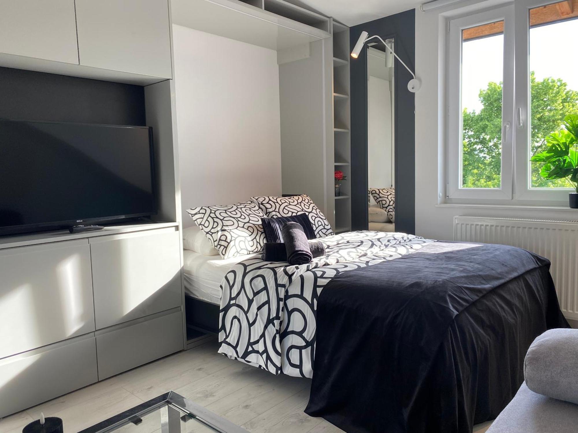 Lovers' Loft Apartment In Krakow - Orawska 7 Екстер'єр фото