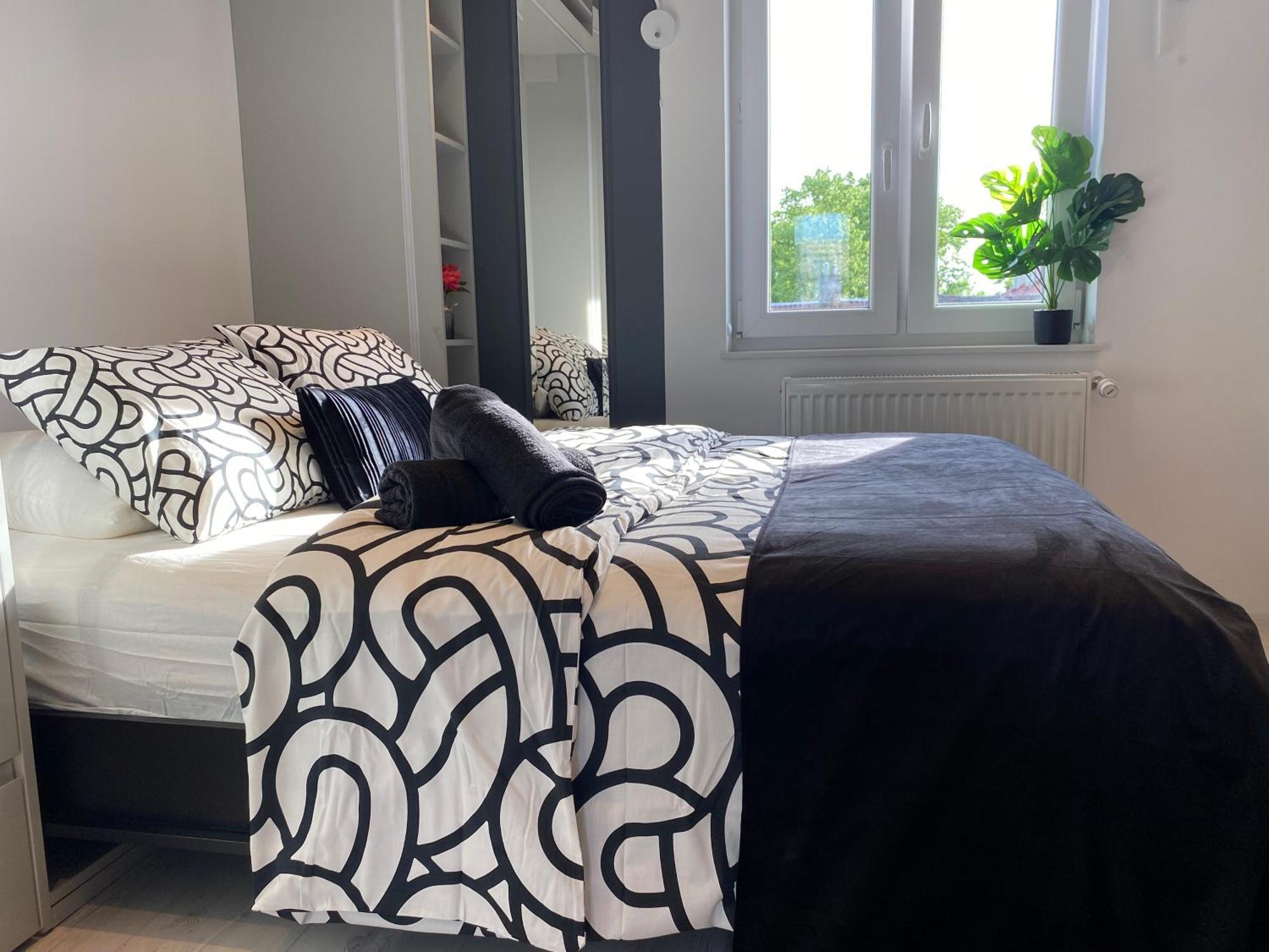 Lovers' Loft Apartment In Krakow - Orawska 7 Екстер'єр фото