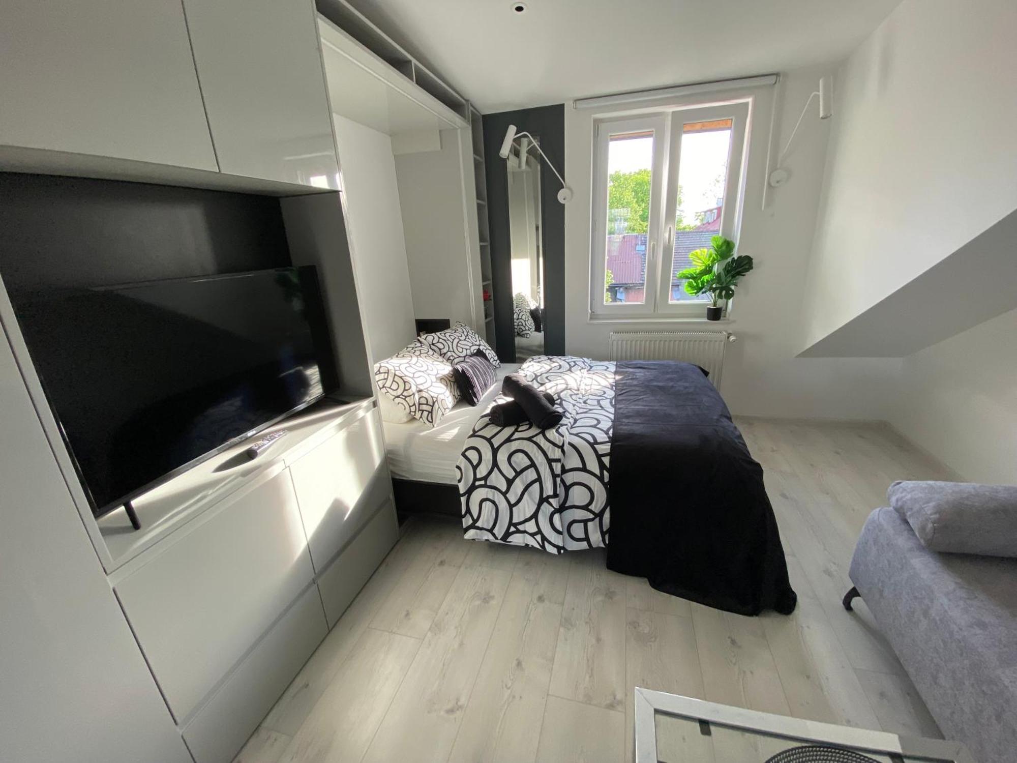 Lovers' Loft Apartment In Krakow - Orawska 7 Екстер'єр фото