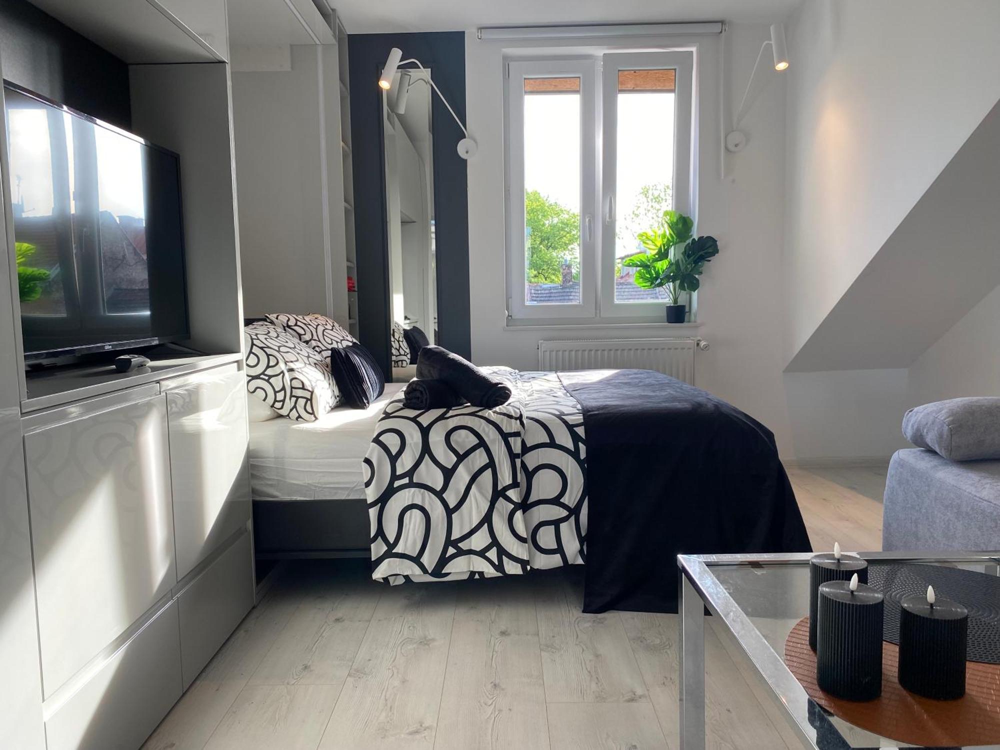Lovers' Loft Apartment In Krakow - Orawska 7 Екстер'єр фото
