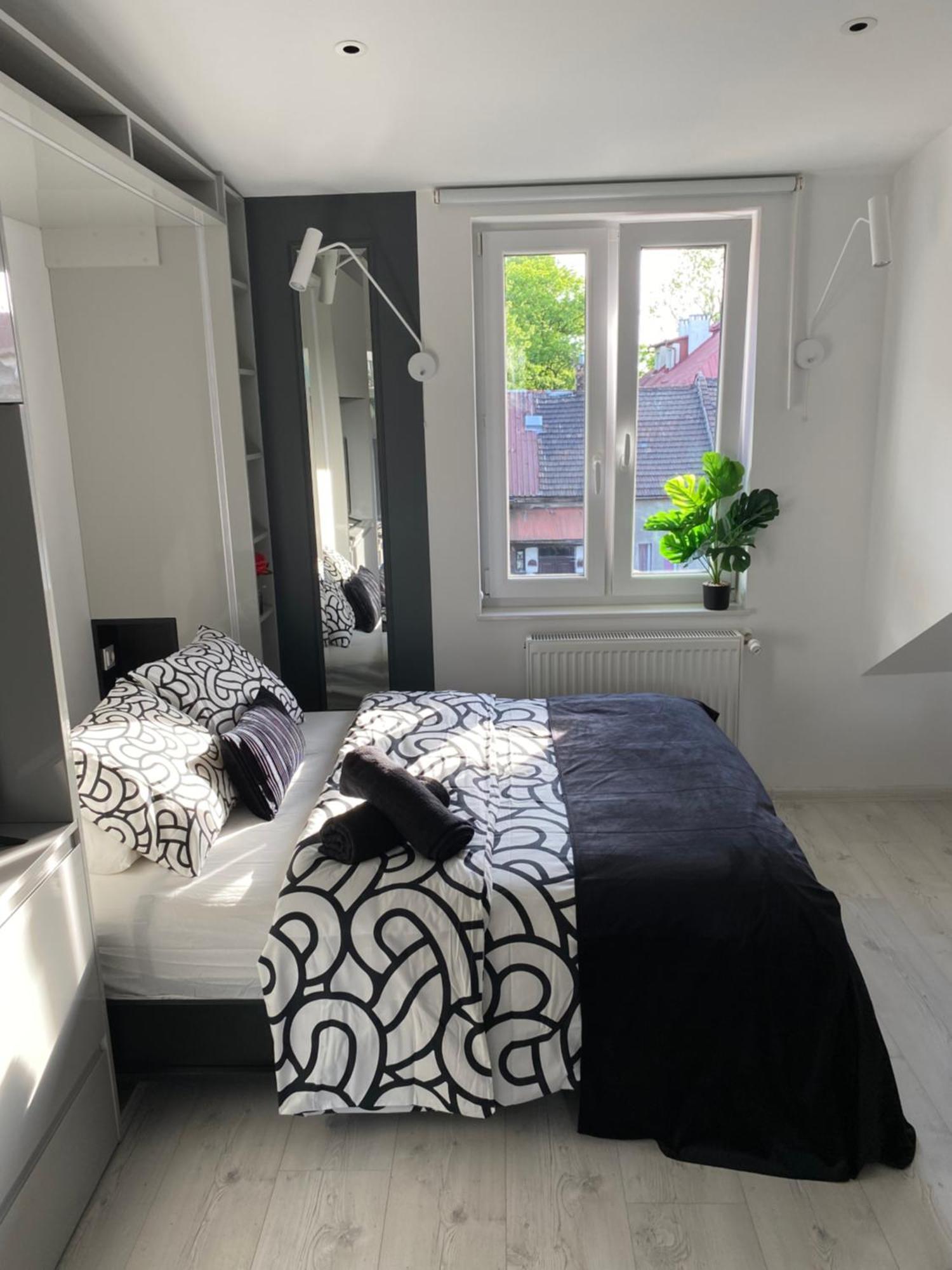 Lovers' Loft Apartment In Krakow - Orawska 7 Екстер'єр фото