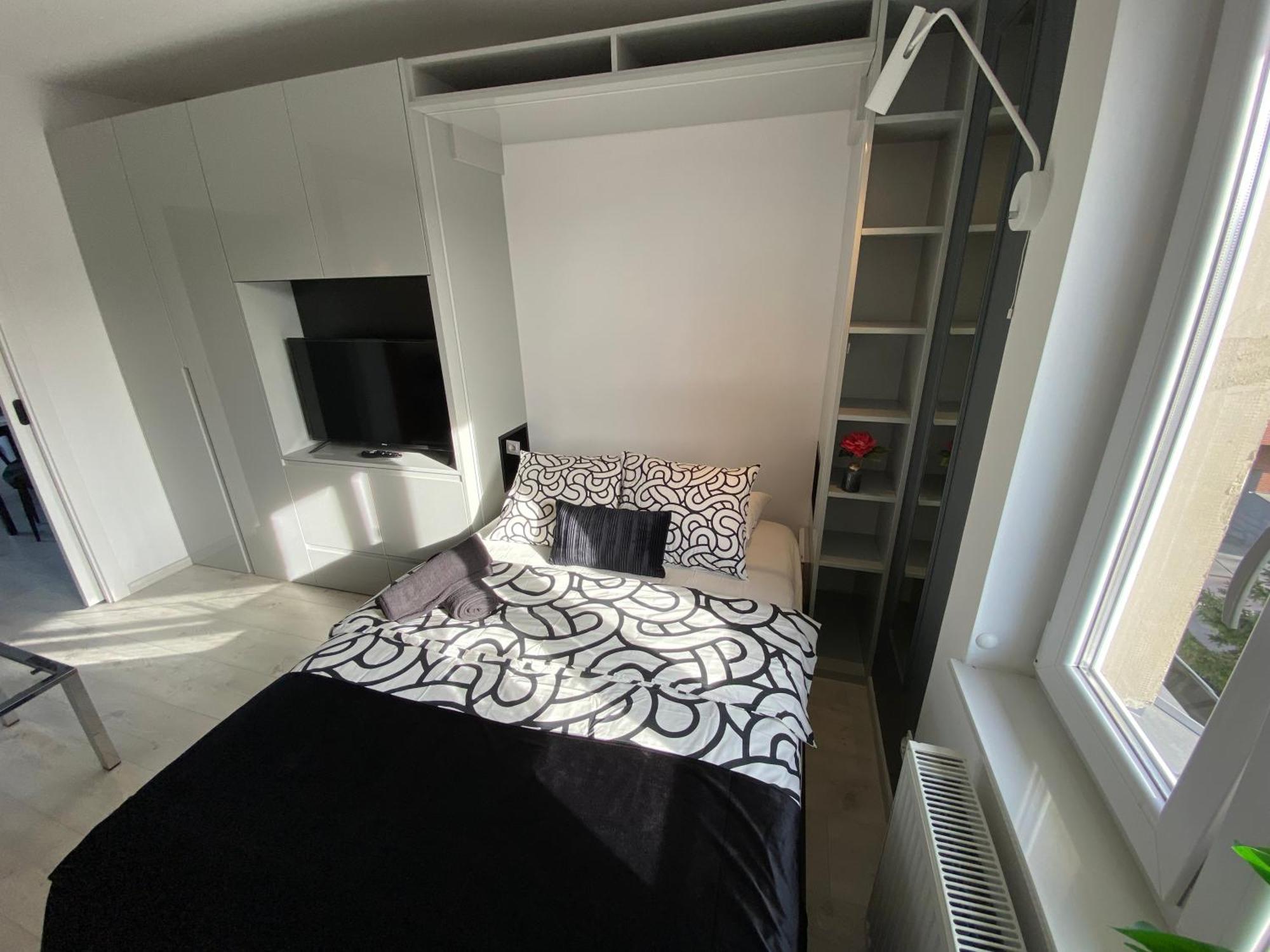 Lovers' Loft Apartment In Krakow - Orawska 7 Екстер'єр фото