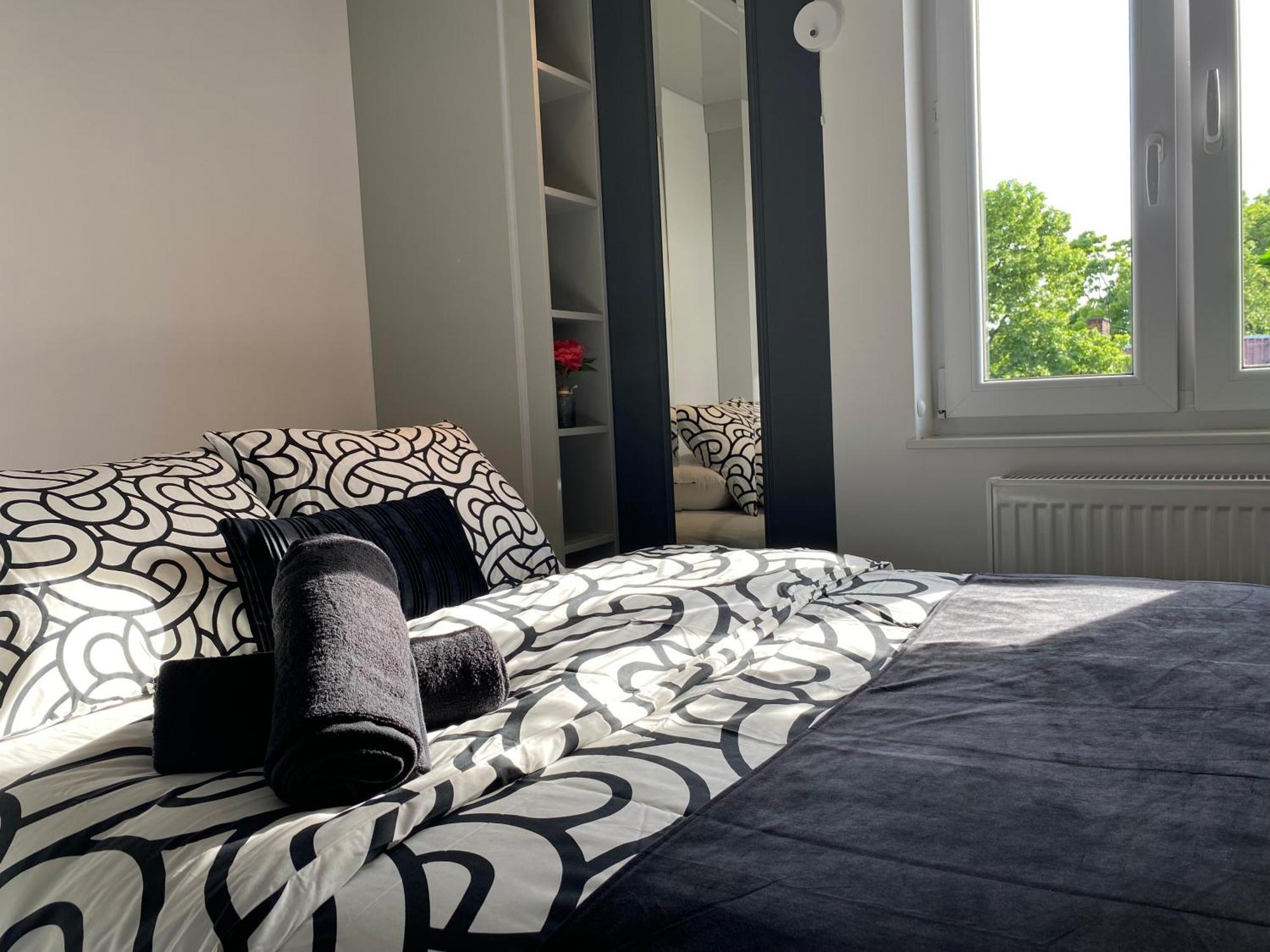 Lovers' Loft Apartment In Krakow - Orawska 7 Екстер'єр фото